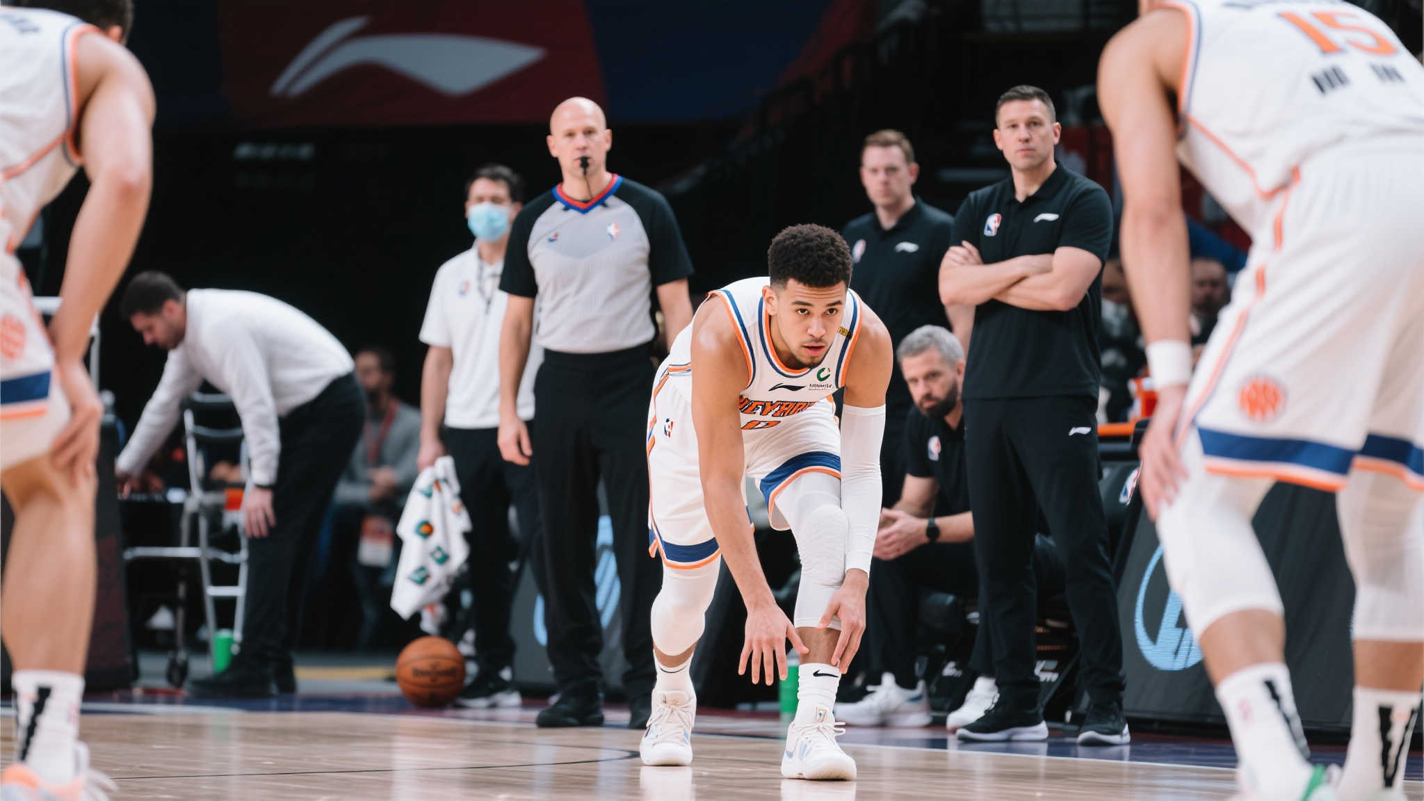 不过值得庆幸的是，通过教练团队和医疗小组倾注大量心